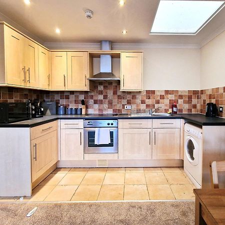 Old Town Apartments Swindon Ngoại thất bức ảnh