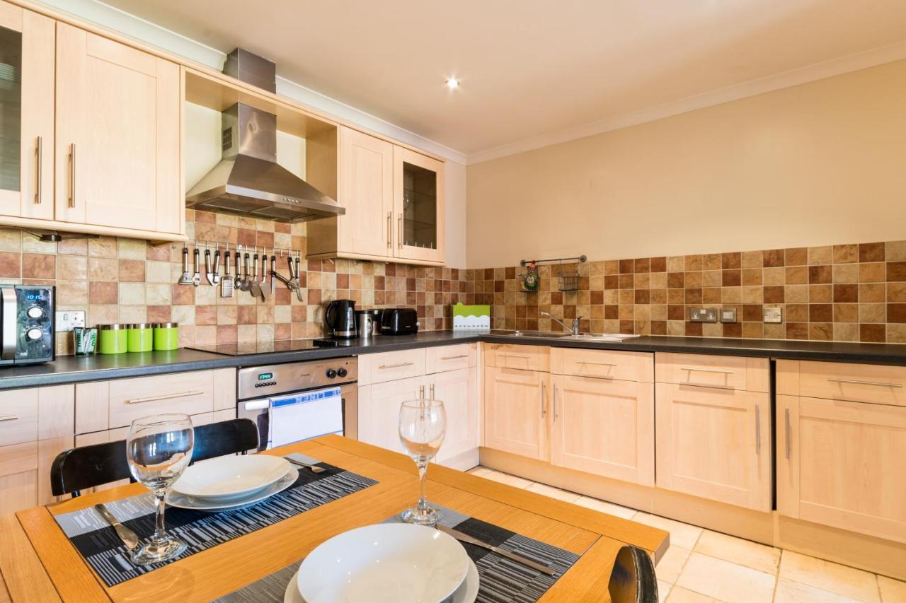 Old Town Apartments Swindon Ngoại thất bức ảnh