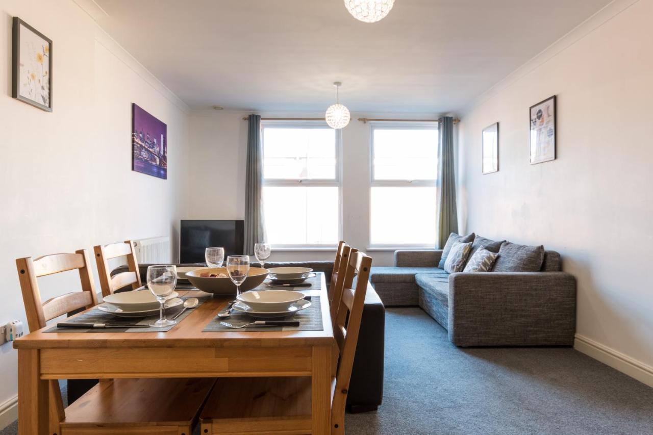 Old Town Apartments Swindon Ngoại thất bức ảnh