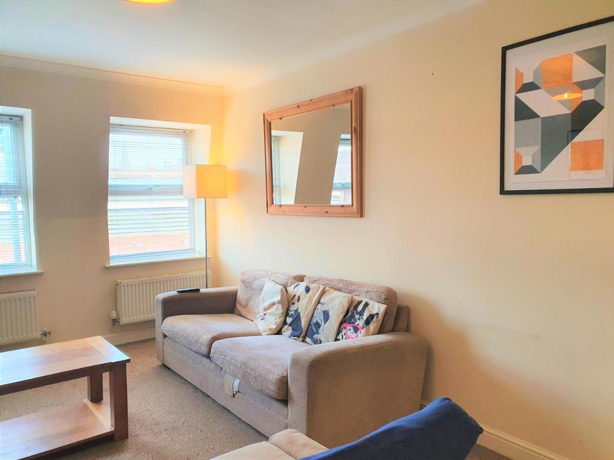 Old Town Apartments Swindon Ngoại thất bức ảnh