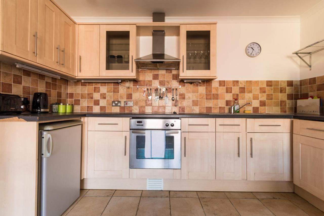 Old Town Apartments Swindon Ngoại thất bức ảnh