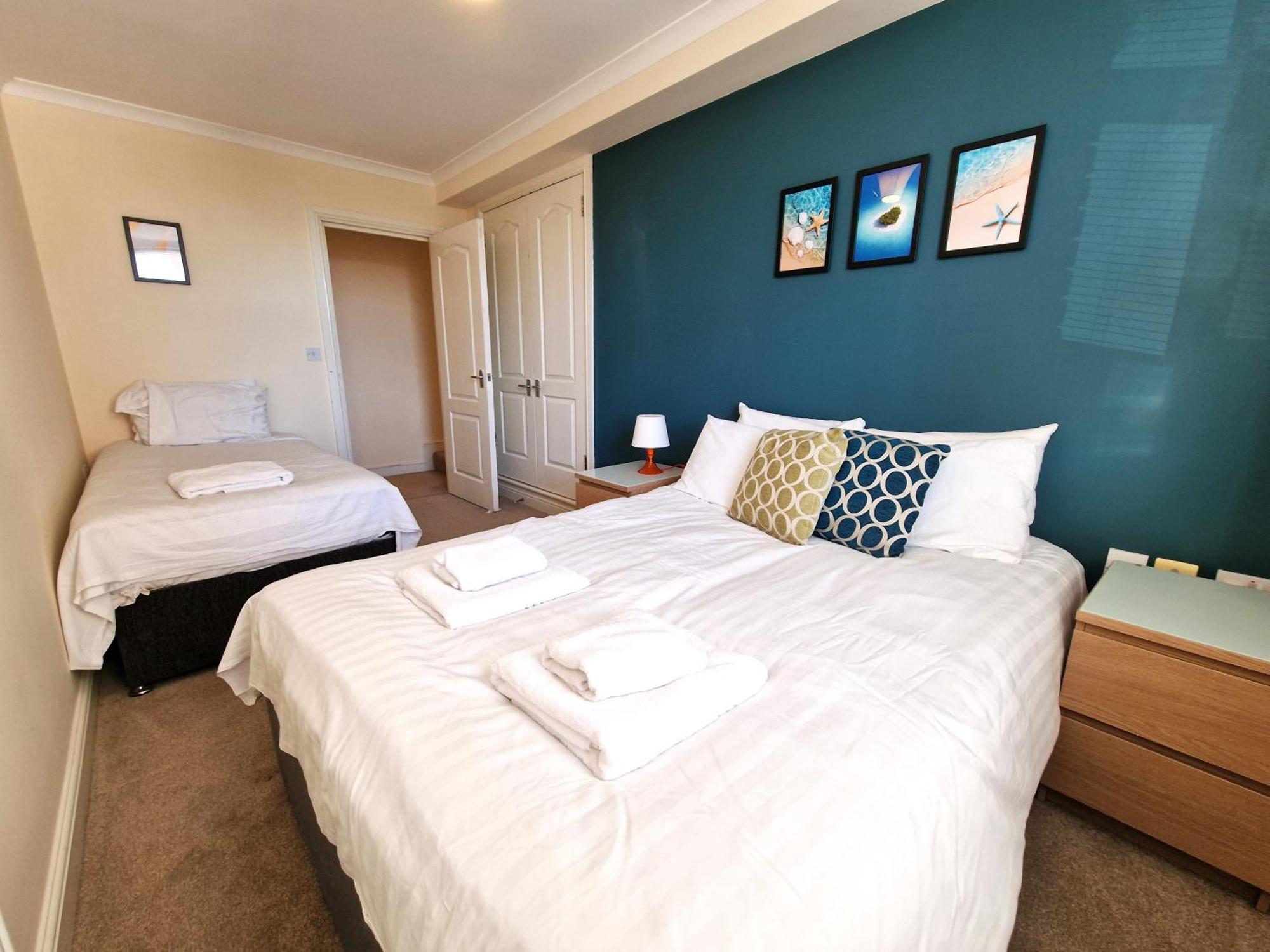 Old Town Apartments Swindon Ngoại thất bức ảnh