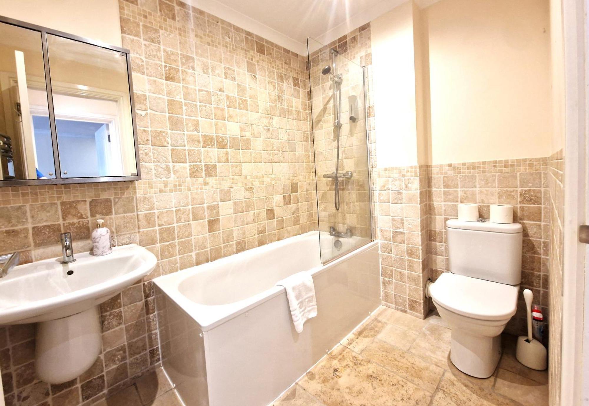 Old Town Apartments Swindon Ngoại thất bức ảnh